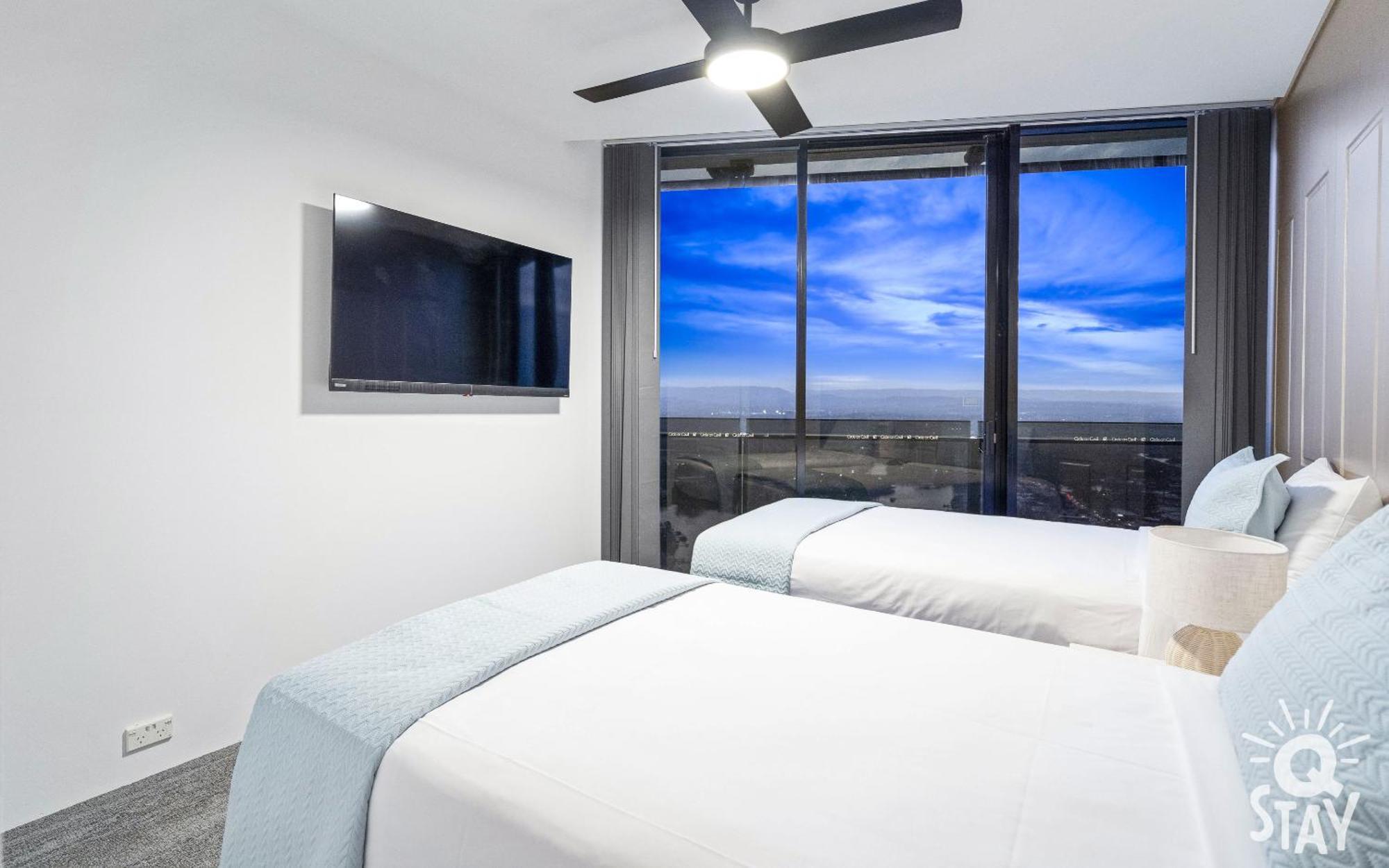 Circle On Cavill Surfers Paradise Mid Week Madness Deal - Q Stay Gold Coast Buitenkant foto