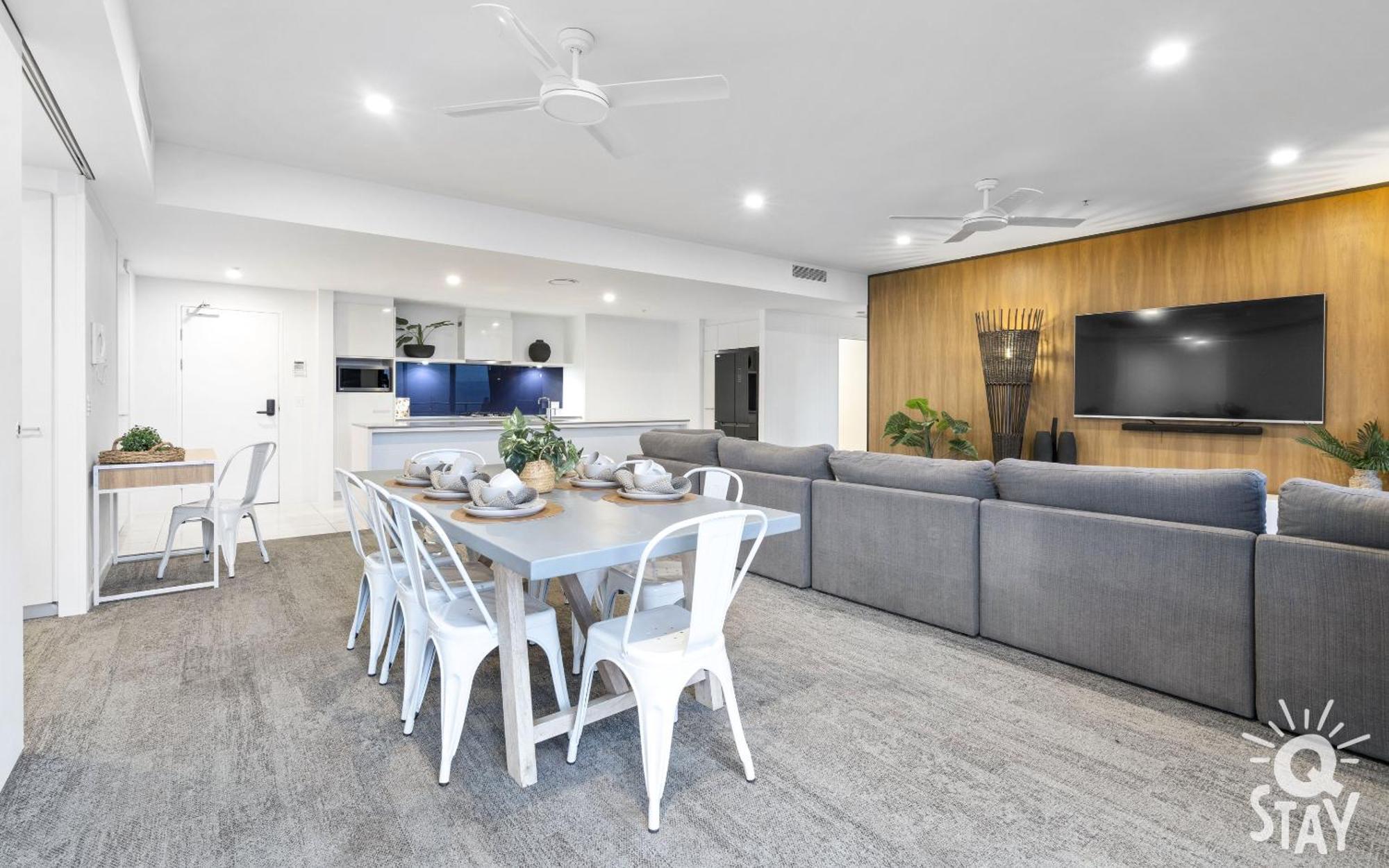 Circle On Cavill Surfers Paradise Mid Week Madness Deal - Q Stay Gold Coast Buitenkant foto