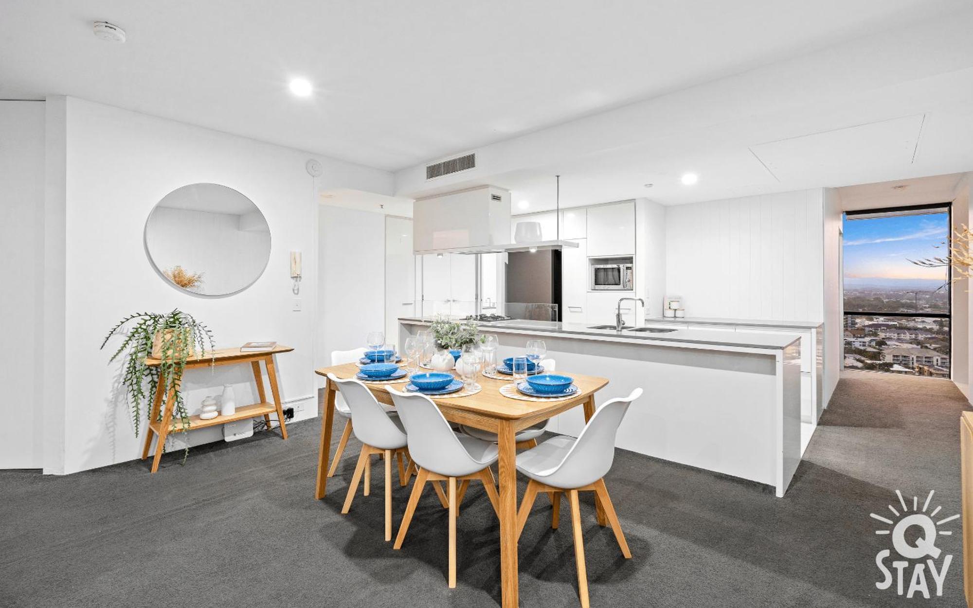 Circle On Cavill Surfers Paradise Mid Week Madness Deal - Q Stay Gold Coast Buitenkant foto