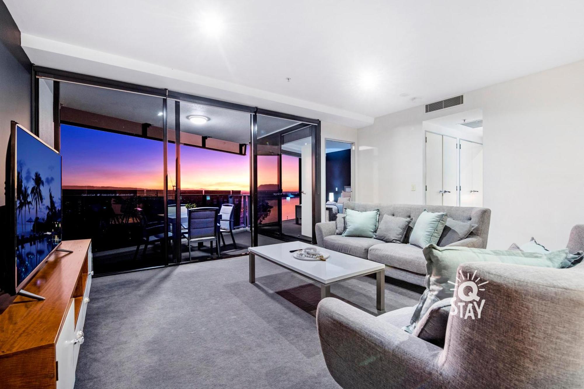Circle On Cavill Surfers Paradise Mid Week Madness Deal - Q Stay Gold Coast Buitenkant foto