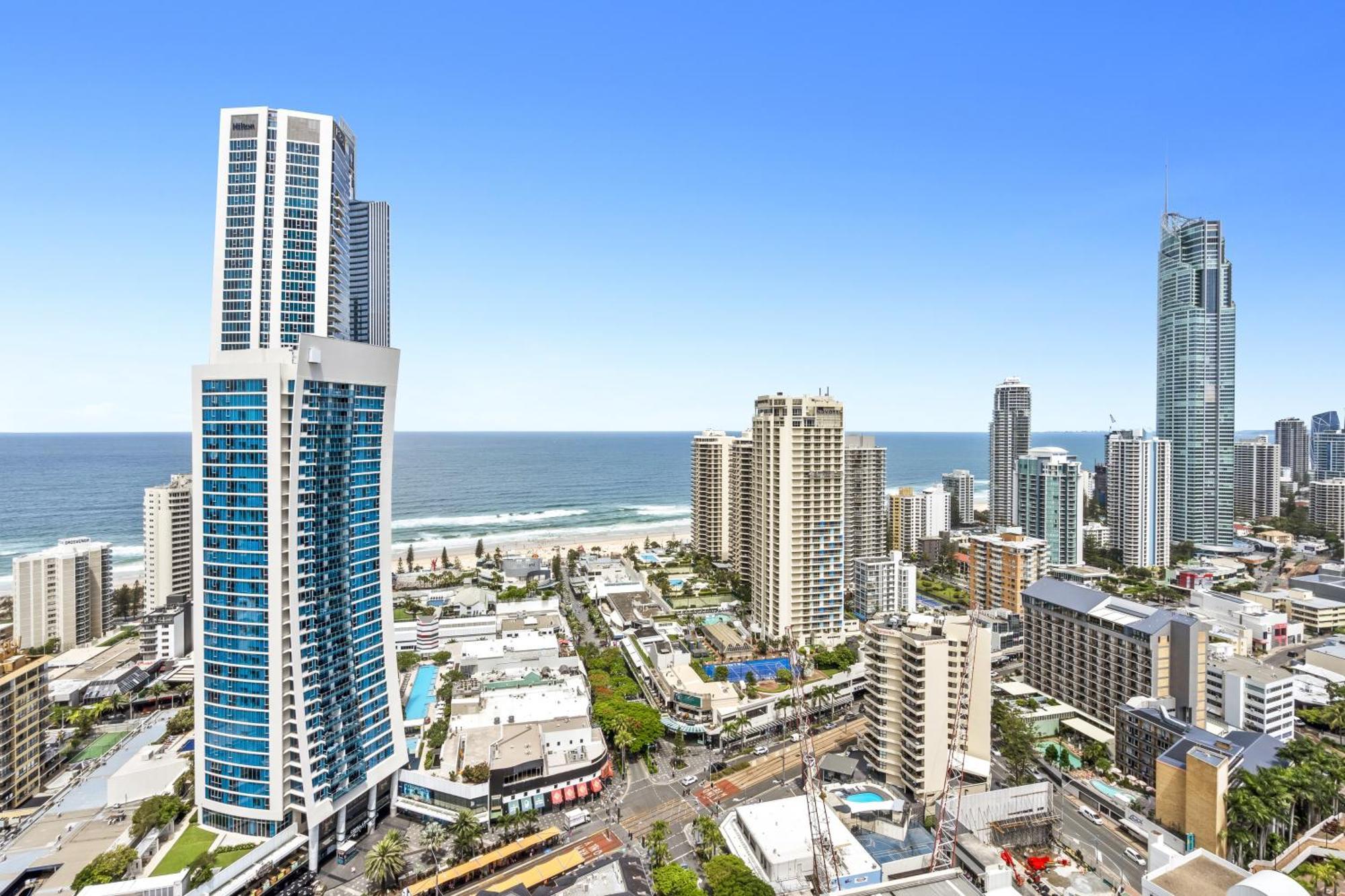 Circle On Cavill Surfers Paradise Mid Week Madness Deal - Q Stay Gold Coast Buitenkant foto